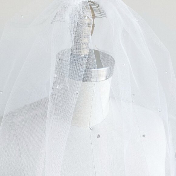 Keisha veil by Sara Gabriel - Picture 2 of 3